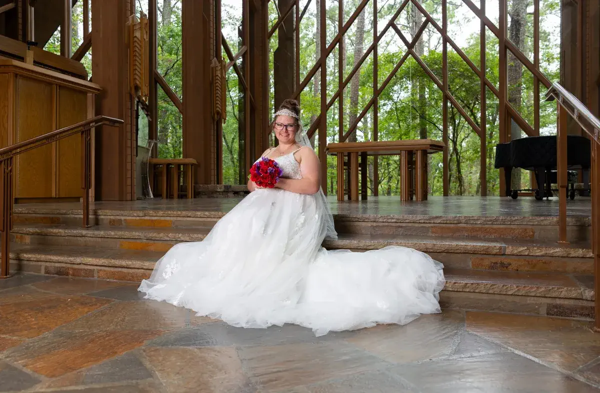 Garvan Woodland Gardens Bridal Session: Engelica's Anthony Chapel Portraits